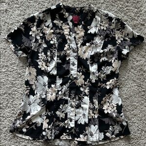 212 Collection Black and Cream Floral Blouse